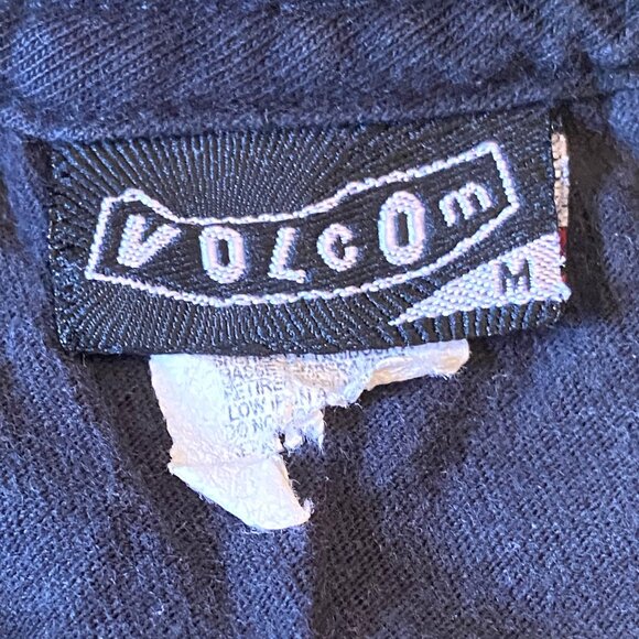 Things of Cloth Volcom Black Short-sleeve T-Shirt - Picture 6 of 6